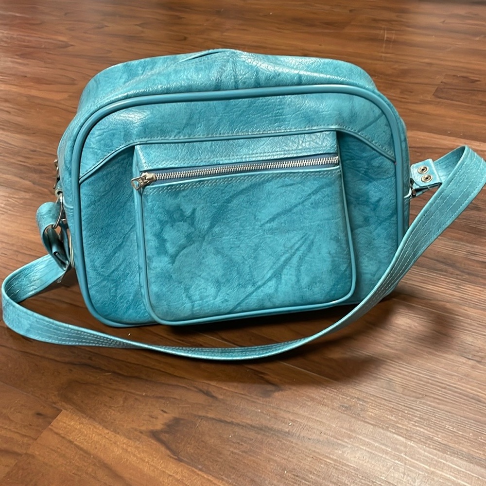 Vintage American Tourister Blue Leather Bag